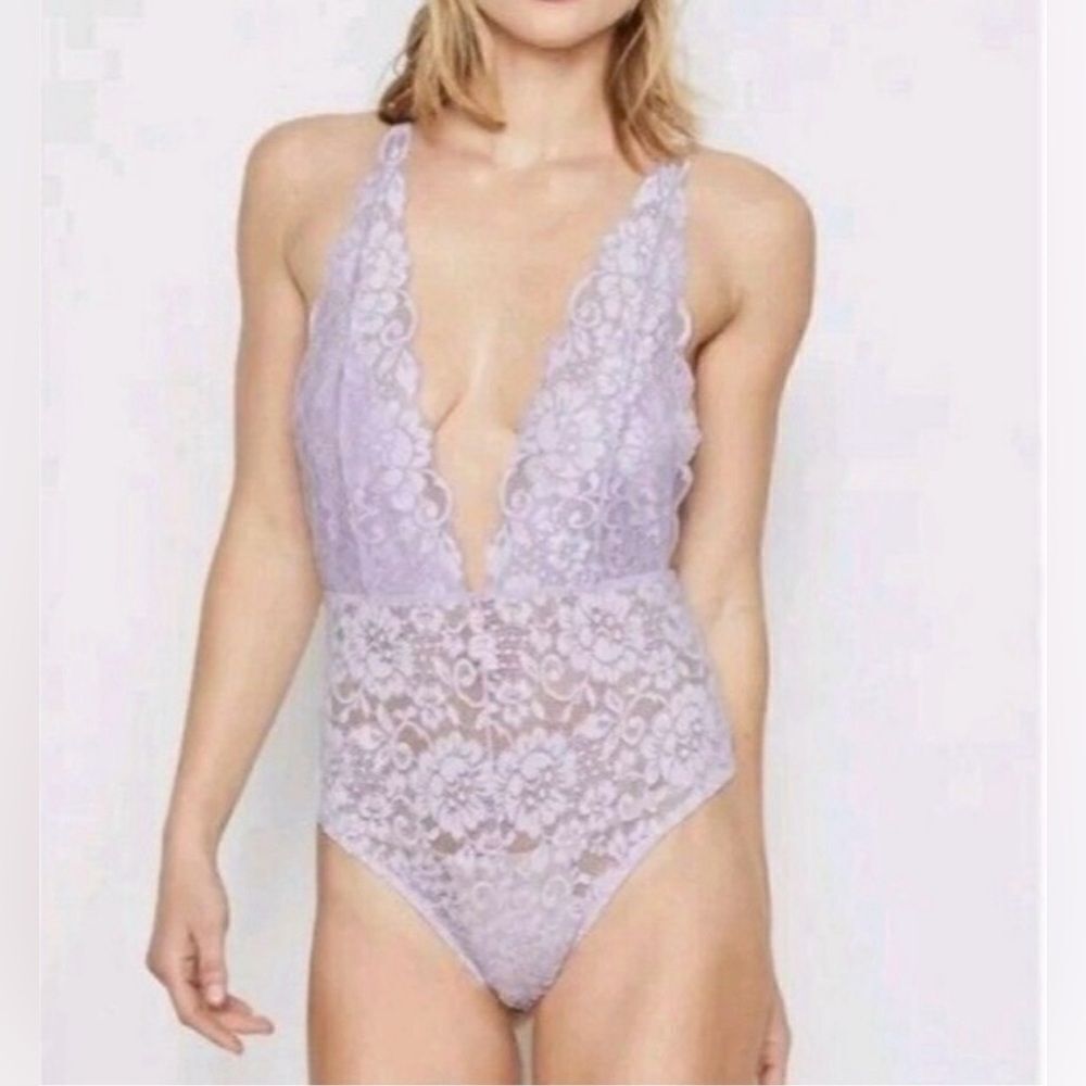 We are hah comin’in HAHT lace bodysuit
